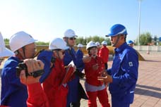 采訪中亞天然氣管道負責人