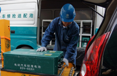 工作人員正在認真工作