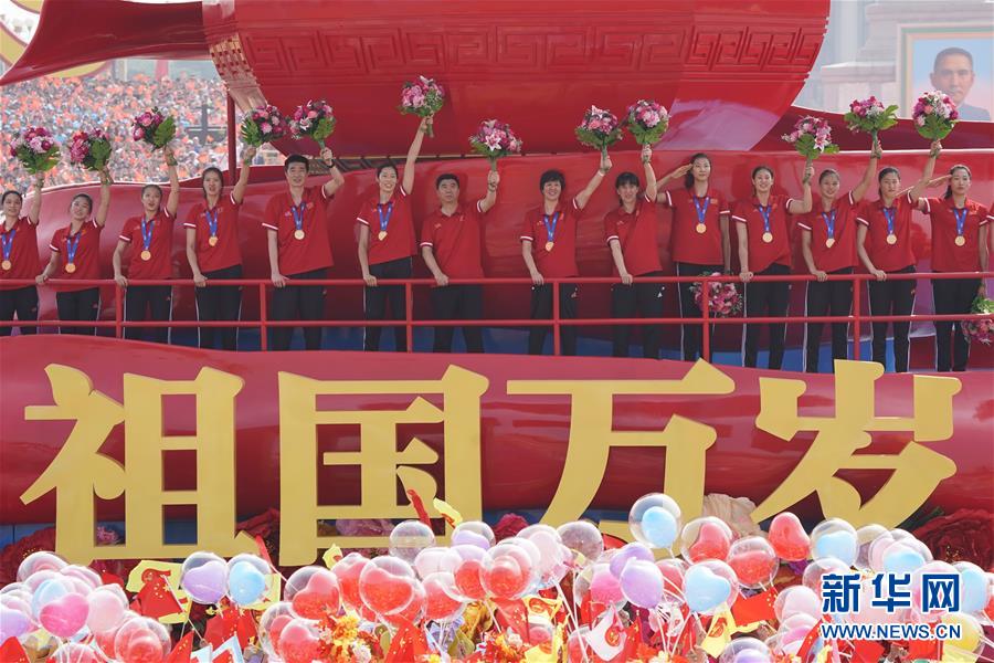 （圖文互動）（3）“體育和人民軍隊(duì)有著不解之緣”——專訪新中國體育事業(yè)奠基人賀龍?jiān)獛浿R曉明（配本社同題文字稿）