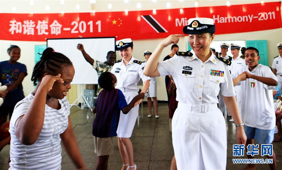 （圖文互動）（5）中國之舟，為和平友愛而來——一份來自中國海軍和平方舟號醫(yī)院船的報告