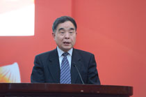 全國(guó)人大教科文衛(wèi)委員會(huì)主任委員、清華大學(xué)新聞出版學(xué)院院長(zhǎng)柳斌杰致辭