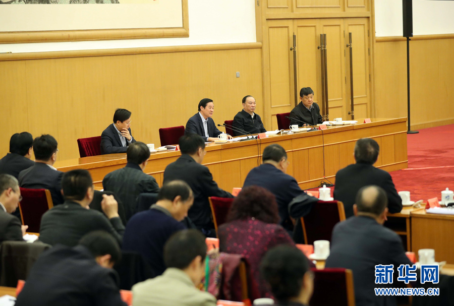 3月23日，治國理政論壇“‘四個全面’戰略布局系列理論研討會”首場研討會在北京召開，中共中央政治局委員、中央書記處書記、中宣部部長劉奇葆出席會議并講話。新華社記者 劉衛兵 攝

