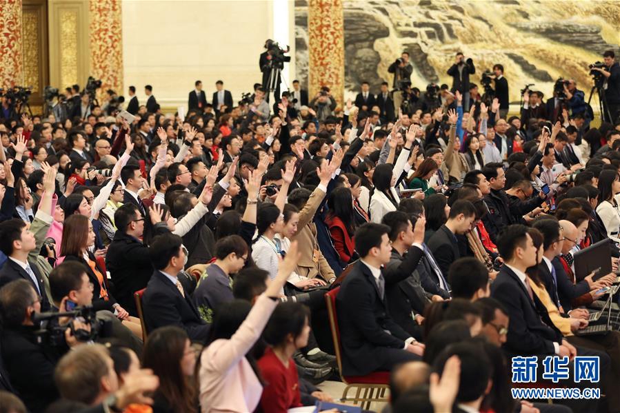 （兩會·總理記者見面）（5）李克強總理與中外記者見面 