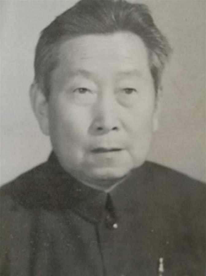 （為了民族復興·英雄烈士譜·圖文互動）鄧國忠：能扛槍桿子、擅拿筆桿子的公安烈士