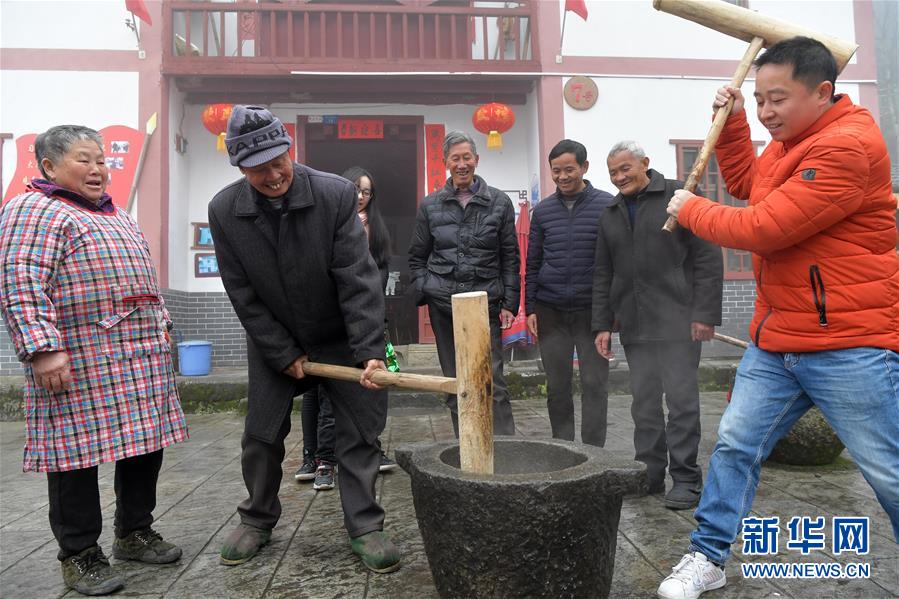 （新華全媒頭條·圖文互動）（1）2020年脫貧攻堅(jiān)一線奮斗者的向往與祝福