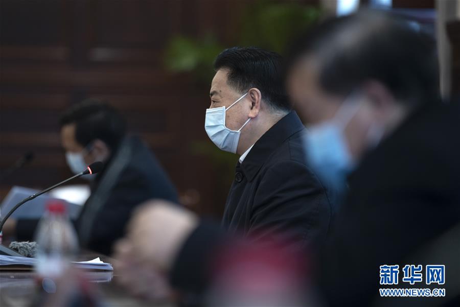 （聚焦疫情防控·圖文互動）（4）急防控所急，沖鋒勇向前——華中科技大學(xué)以科研攻關(guān)推動疫情防控救治觀察