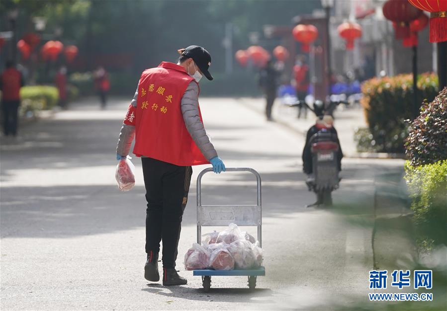 （新華全媒頭條·圖文互動）（11）一鼓作氣，不勝不休！——寫在疫情防控阻擊戰的關鍵時刻
