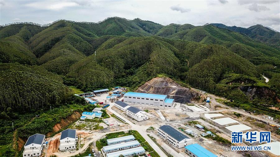 （新華全媒頭條·圖文互動）（11）新基建，澎湃中國經(jīng)濟(jì)新動能