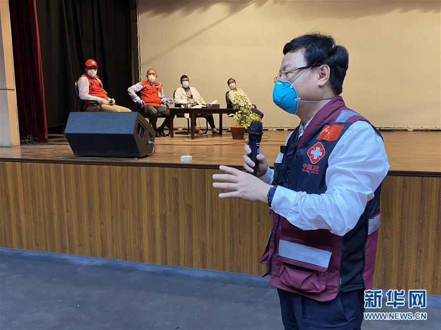 （國際疫情·圖文互動）（3）中國赴孟加拉國抗疫醫(yī)療專家組繼續(xù)與當地機構交流抗疫經驗