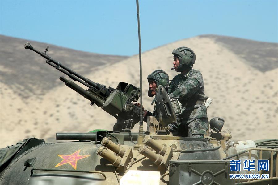 （圖文互動）（2）邊疆軍營“花木蘭”——記“最美新時(shí)代革命軍人”馬和帕麗