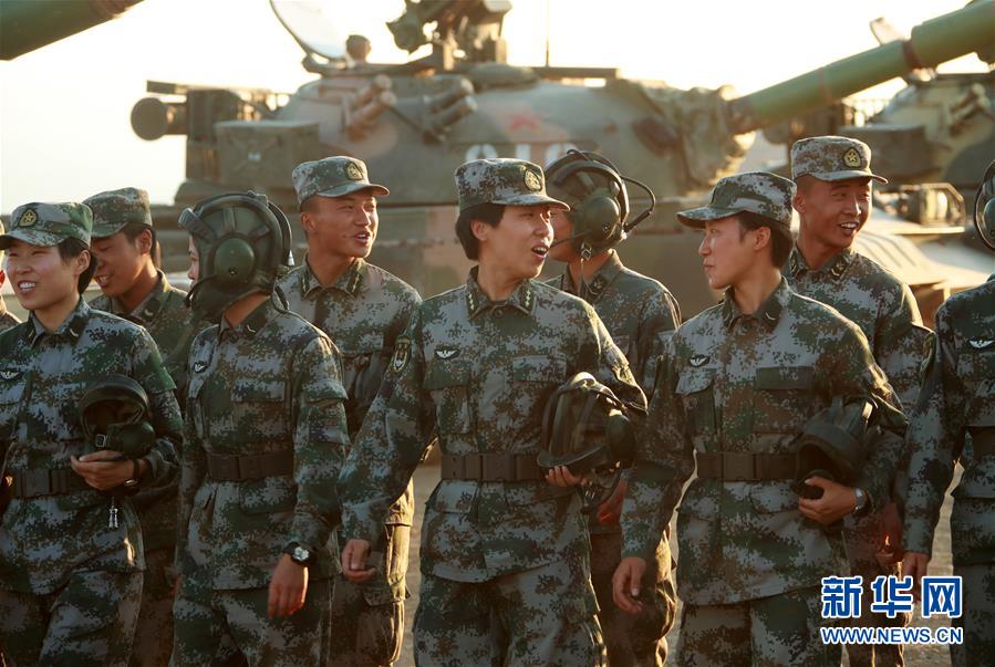 （圖文互動）（5）邊疆軍營“花木蘭”——記“最美新時(shí)代革命軍人”馬和帕麗