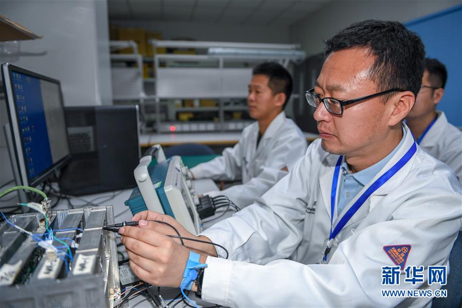 （在習近平新時代中國特色社會主義思想指引下——新時代新作為新篇章·習近平總書記關切事·圖文互動）（3）終不悔為國為民，攀高峰只爭朝夕——來自科學家們的動人故事