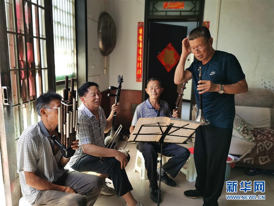 （來(lái)自一線(xiàn)的調(diào)查報(bào)告·圖文互動(dòng)）（2）從送文化、種文化到創(chuàng)文化——解碼鄉(xiāng)村文化振興的河南探索