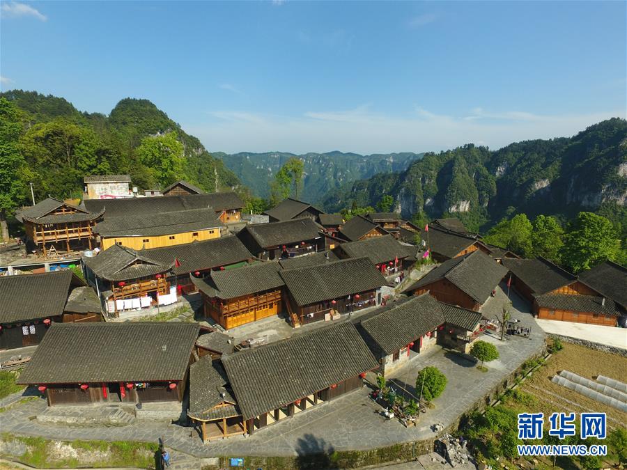 （新華全媒頭條·圖文互動）（6）初夏，循著總書記的腳步探訪產業扶貧新事