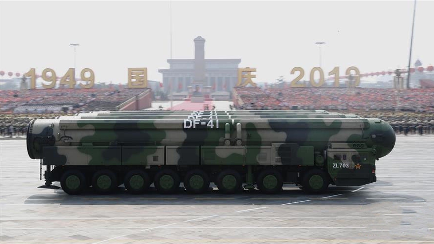 300秒回顧國慶70周年大閱兵！東風-41、殲-20震撼亮相