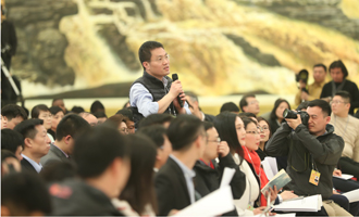 香港文匯報、大公報記者提問