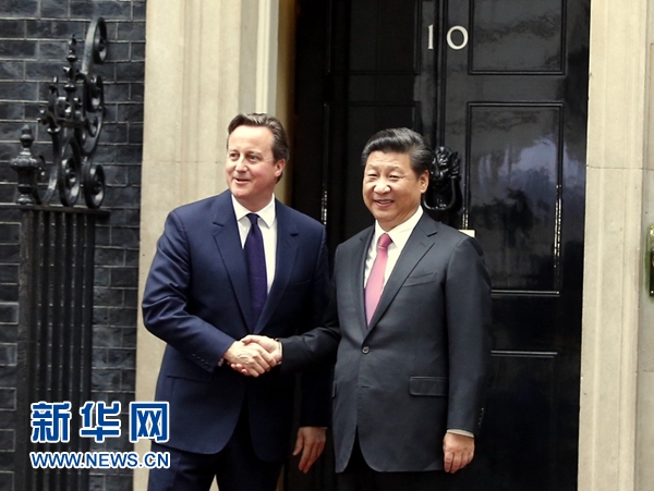 10月21日，國家主席習近平在倫敦唐寧街首相府同英國首相卡梅倫舉行會談。 新華社記者 鞠鵬 攝 