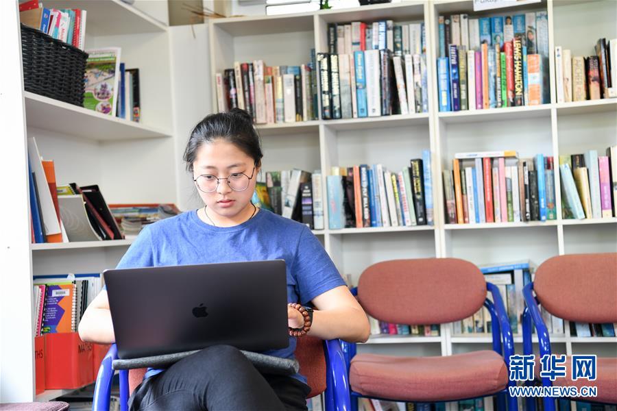 （國際·圖文互動）（3）通訊：“Kia Ora，都來吧，漢語學習發了芽”——新西蘭羅托魯阿初級中學中文助教的夢想