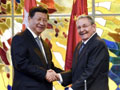 習(xí)近平同古巴國務(wù)委員會(huì)主席兼部長(zhǎng)會(huì)議主席勞爾·卡斯特羅舉行會(huì)談